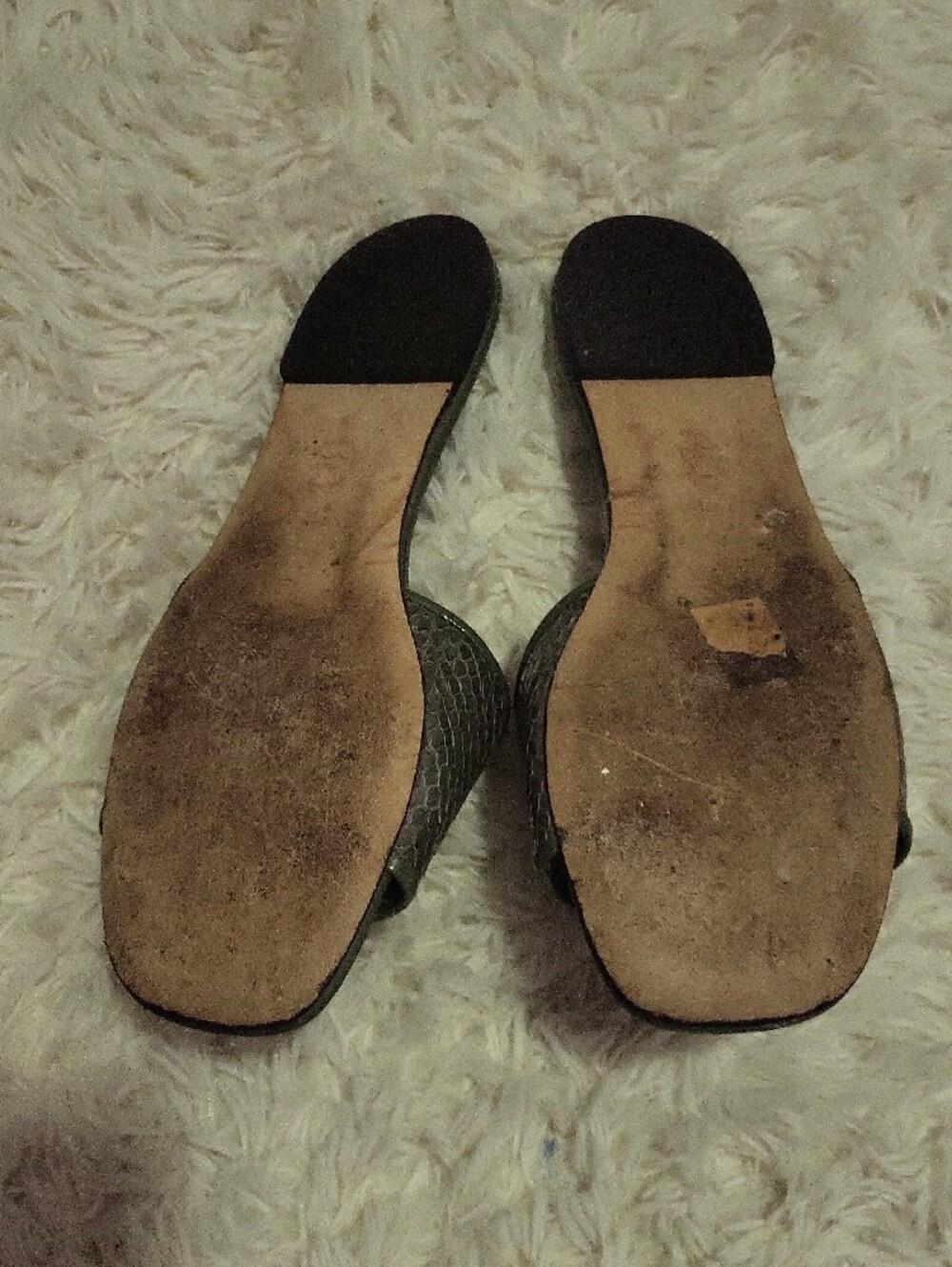 Tory Burch Olive Green Slide Mules with Gold Logo Emblem - Picture 5 of 9